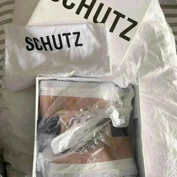 SCHUTZ - Marlua Waterproof Honey/Beige Platform Boots NewIn Box,With DustbagSz 6 - Picture 3 of 12